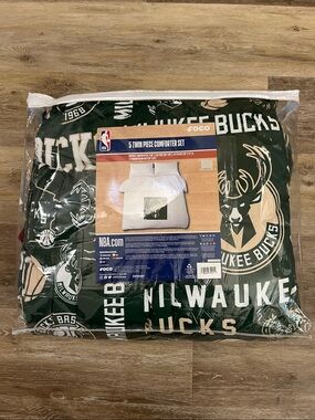 NEW NBA Milwaukee Bucks FOCO 5-Piece Twin Comforter Sheet Set